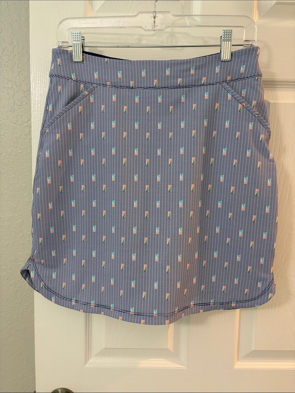 Peter Millar Women’s Performance Golf Skort Navy Geometric Print UPF 50+